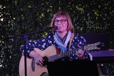 🎸Live music & tapas night: Elke Thiers @ ToBe Kempen